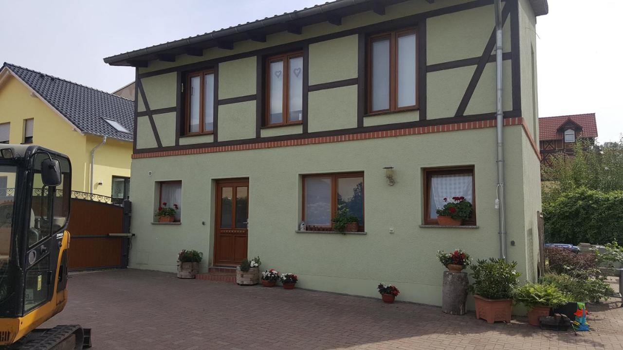 Ferienhaus Am Stadtpark バレンシュテット エクステリア 写真